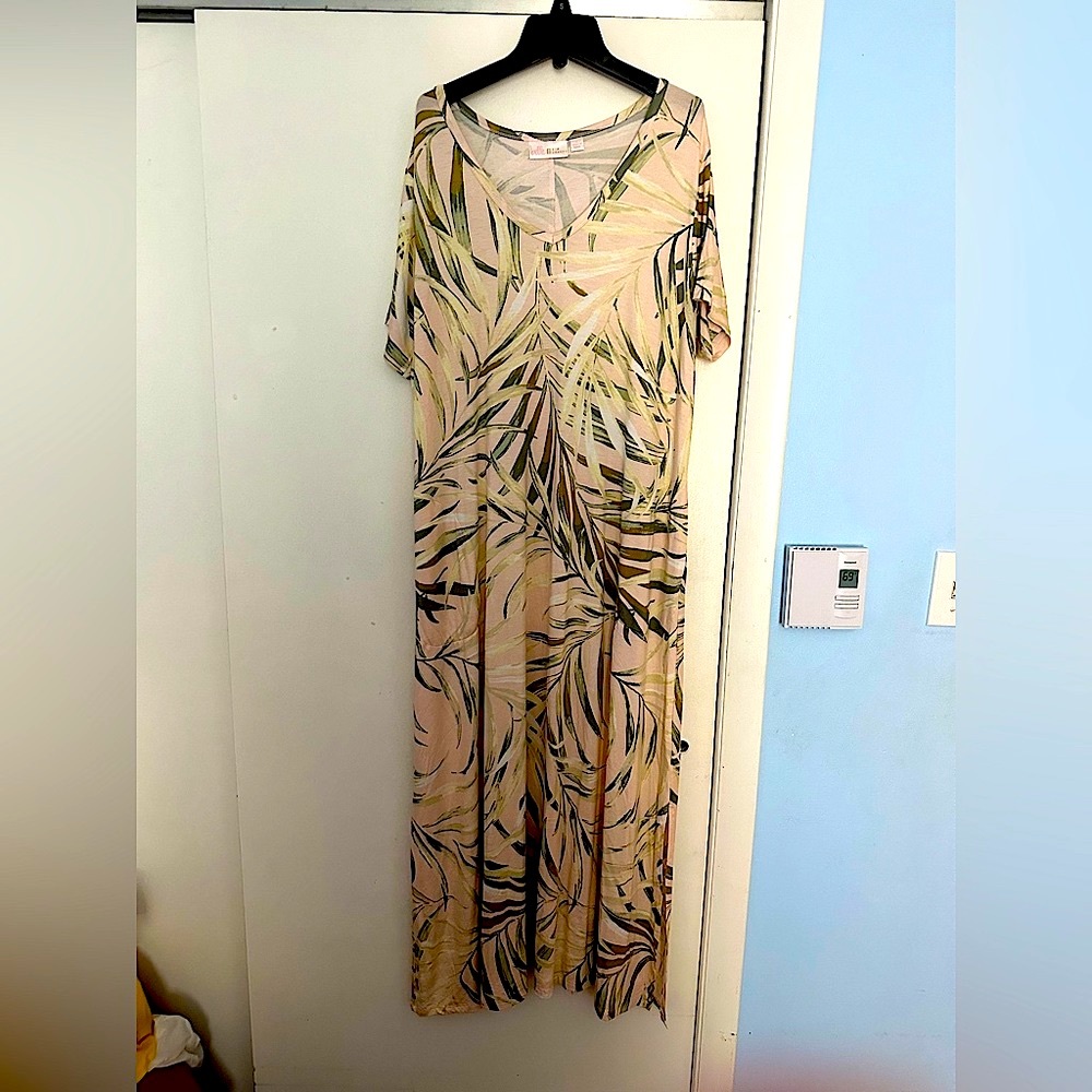 Belle by Kim Gravel maxi dress, Large, new